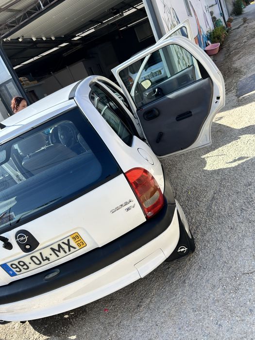 Corsa eco 1.0 12V 99 otimas condiçoes