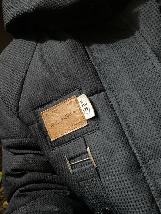 Зимова куртка, тепла. Розмір L, але я ношу S то теж добре