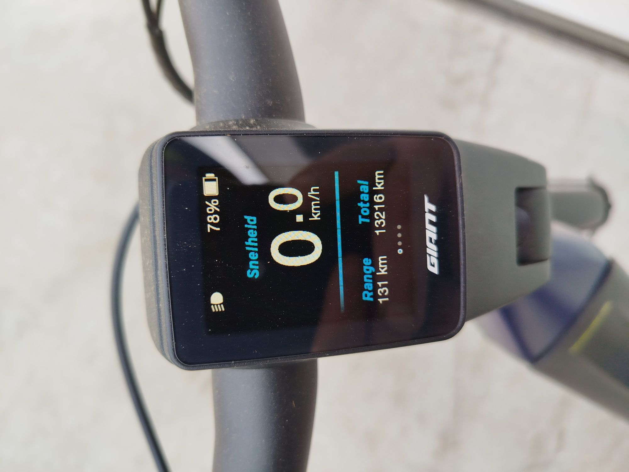 Rower Elektryczny Giant Dailytour E+