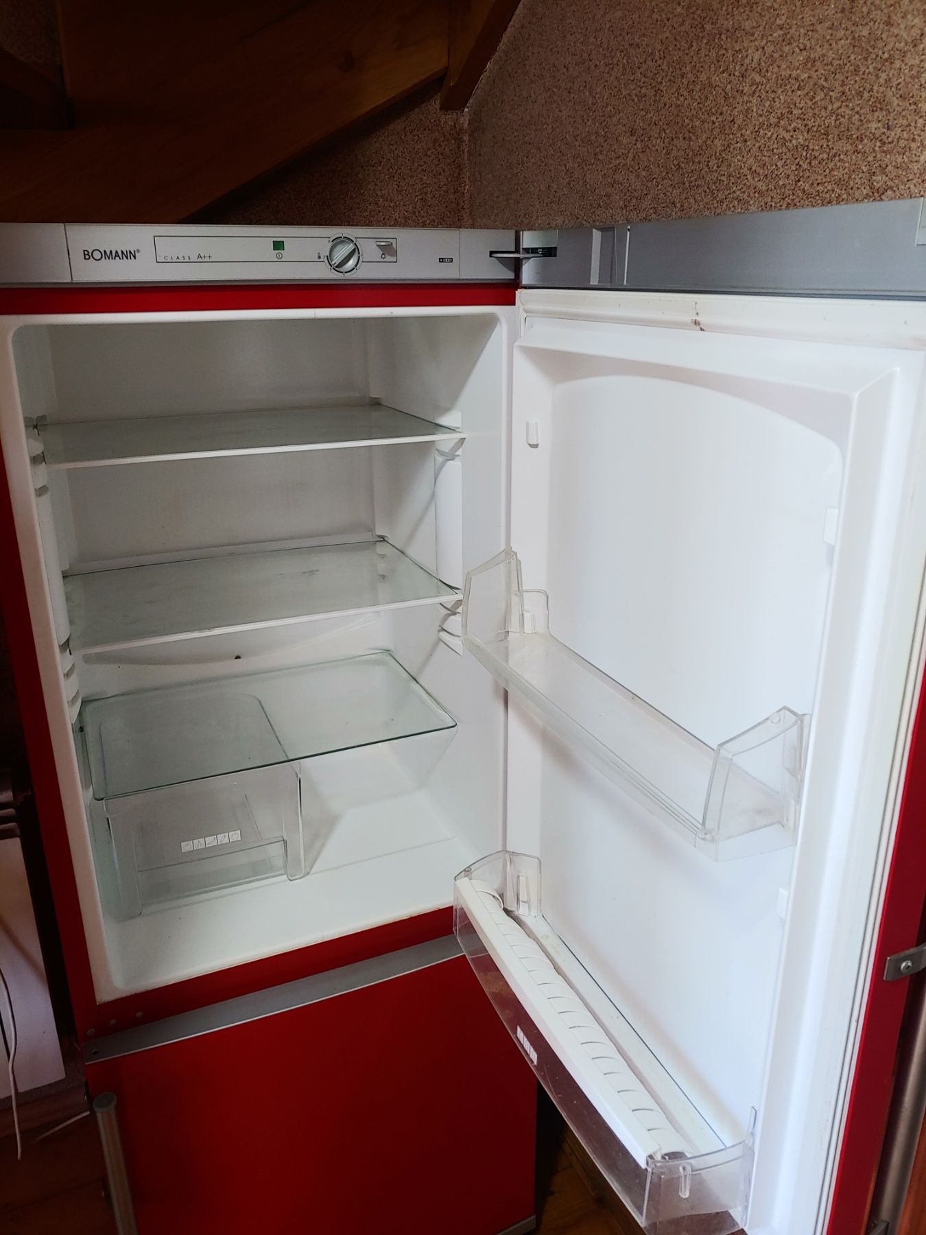 Продам холодильник в хорошому стані