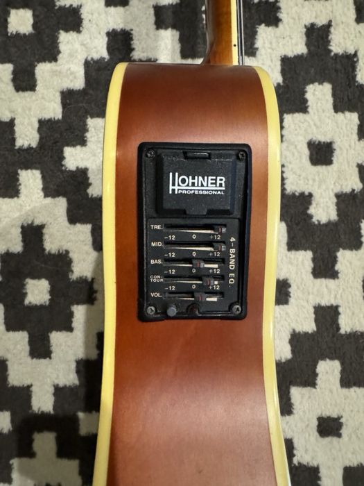 Електроакустична бас-гітара Hohner