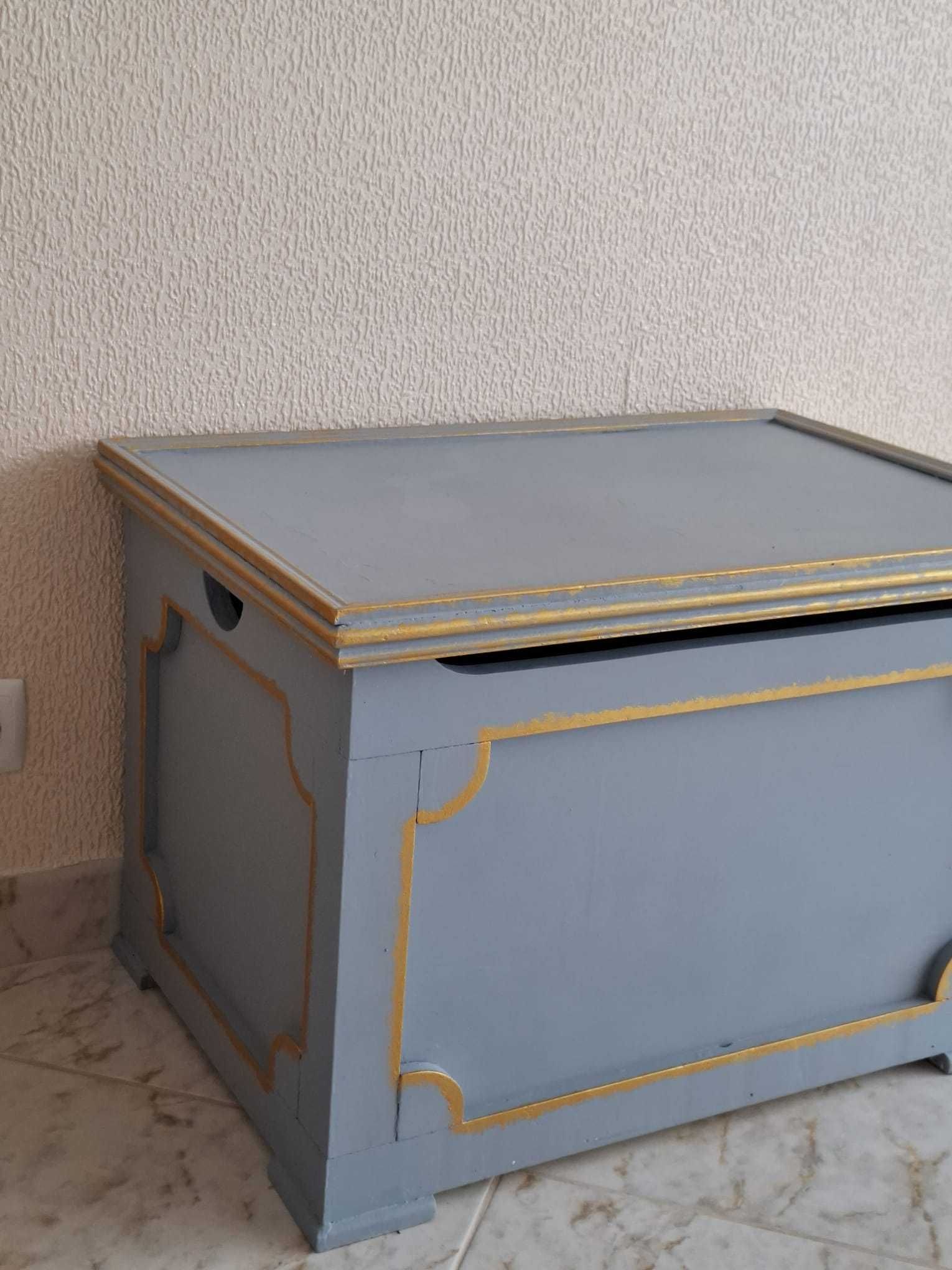 Mesa de cabeceira estilo mala espesos mesas