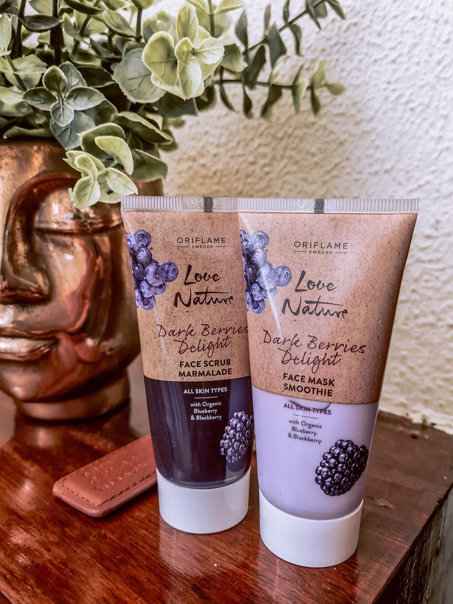 Máscara + Esfoliante facial Love Nature (Amora/Mirtilo)