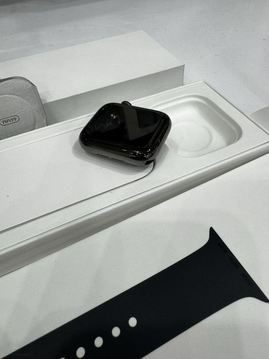 Apple Watch Series 6  GPS + LTE Stainless Steel 44mm комплект