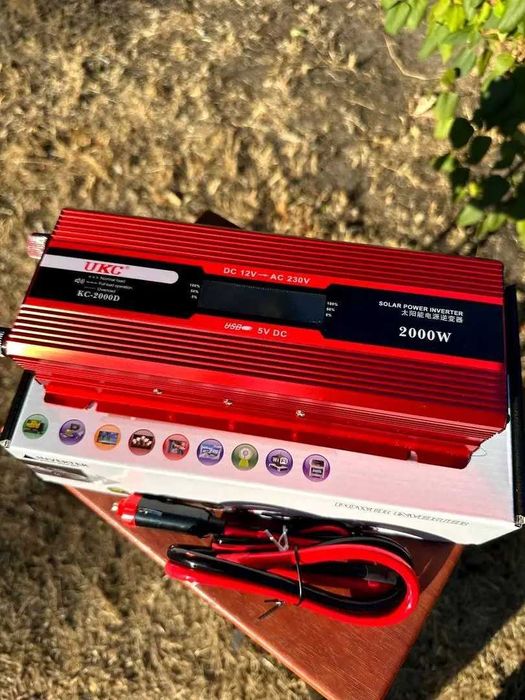 Інвертор / перетворювач напруги UKC KC-2000D 2000 Вт (12 → 220 В)