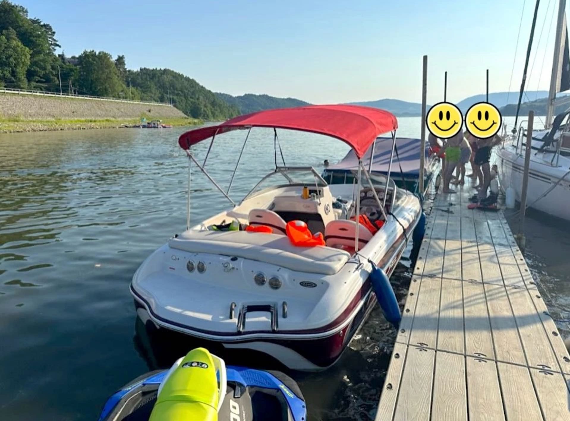 Motorówka Tahoe Q4 3.0 - Łódź motorowa nie Sea Ray Bayliner Cobalt