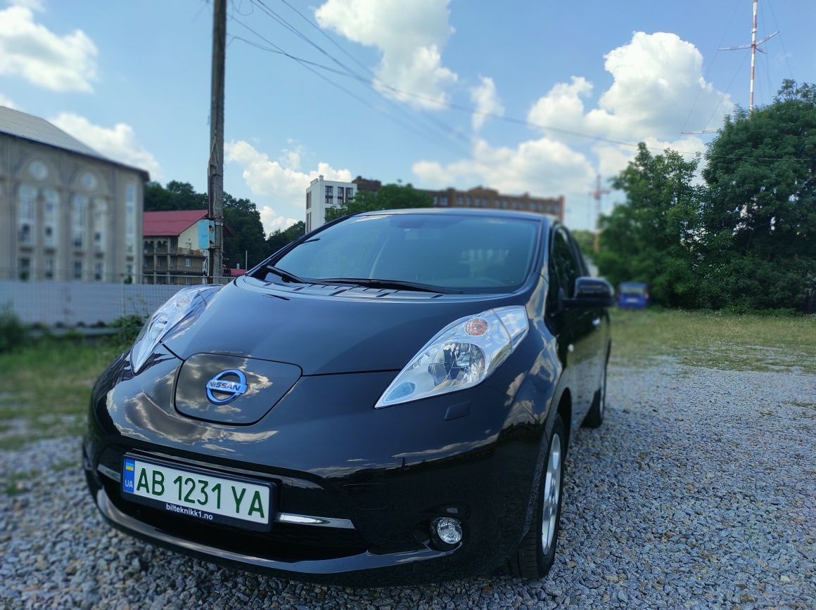 Nissan Leaf Ніссан Ліф