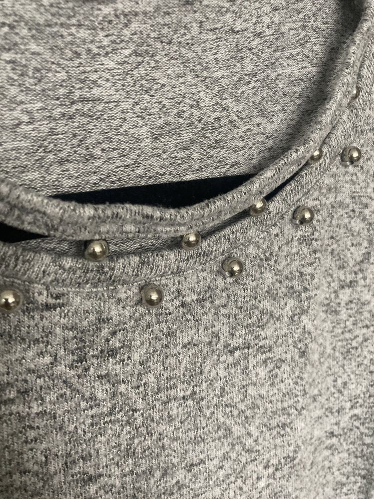 Sweterek Orsay srebrne kuleczki
