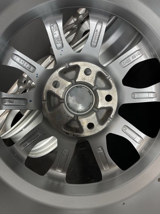 Диски R16 5x114.3 Et42 6.5J. Renault Trafic 3 Megane Scenic Duster