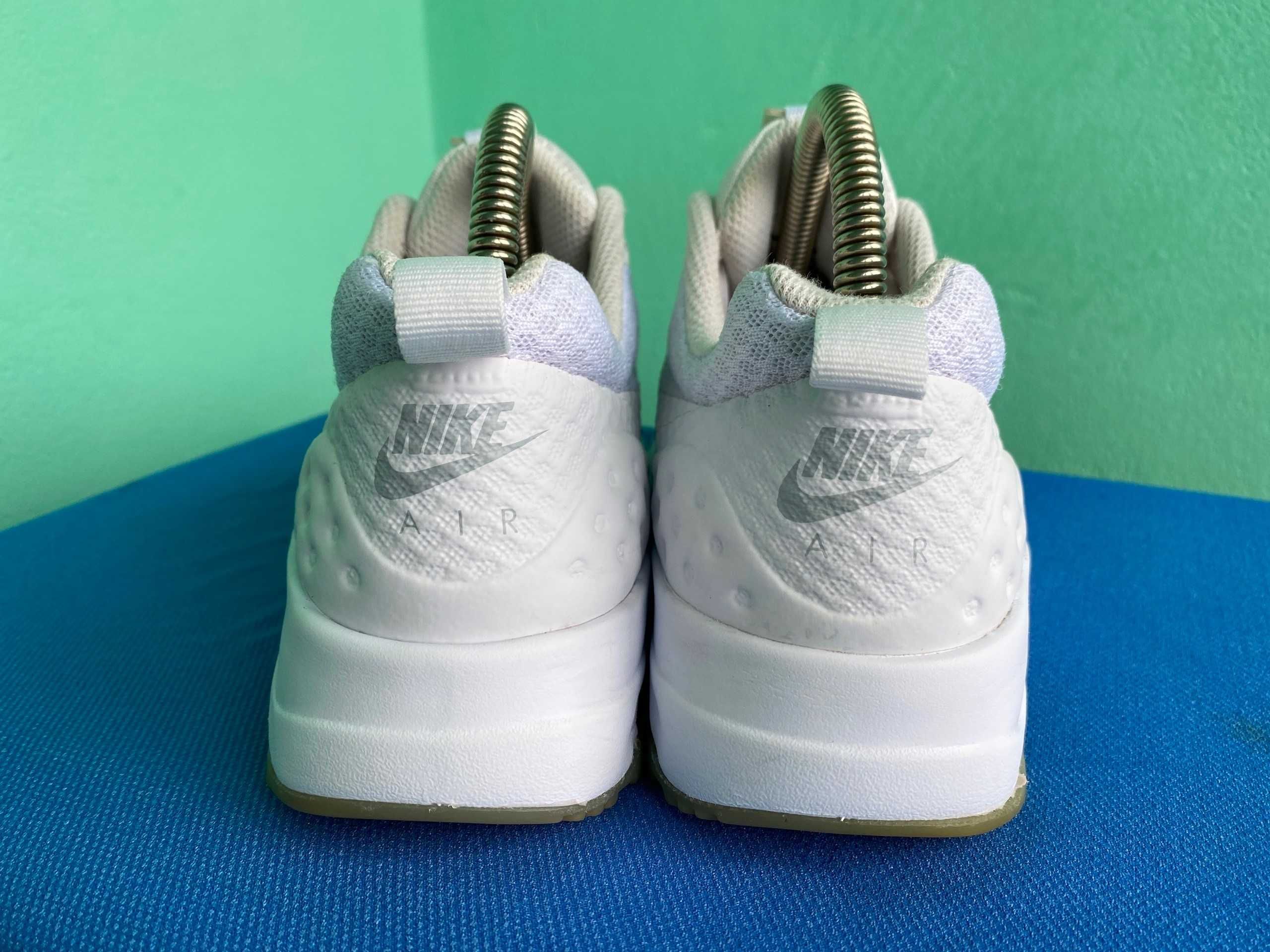 Кросівки nike air max motion
