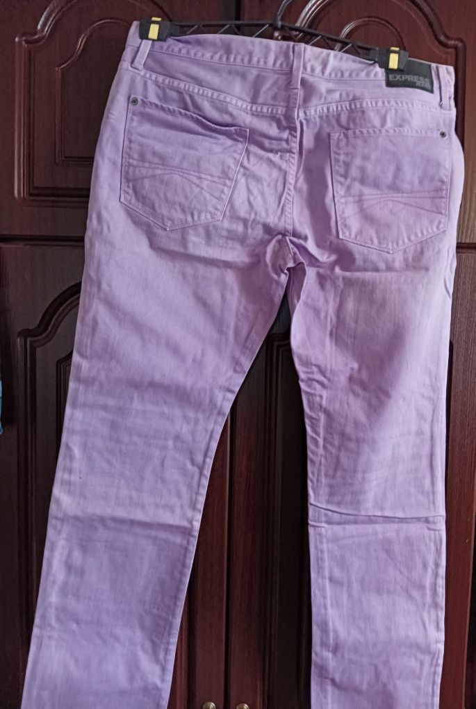 13. Spodnie damskie rozmiar XL/XXL
