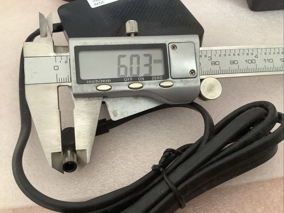 AC adaptador - fonte original Samsung BN44-.00990A 14V 2.5A 35Watts