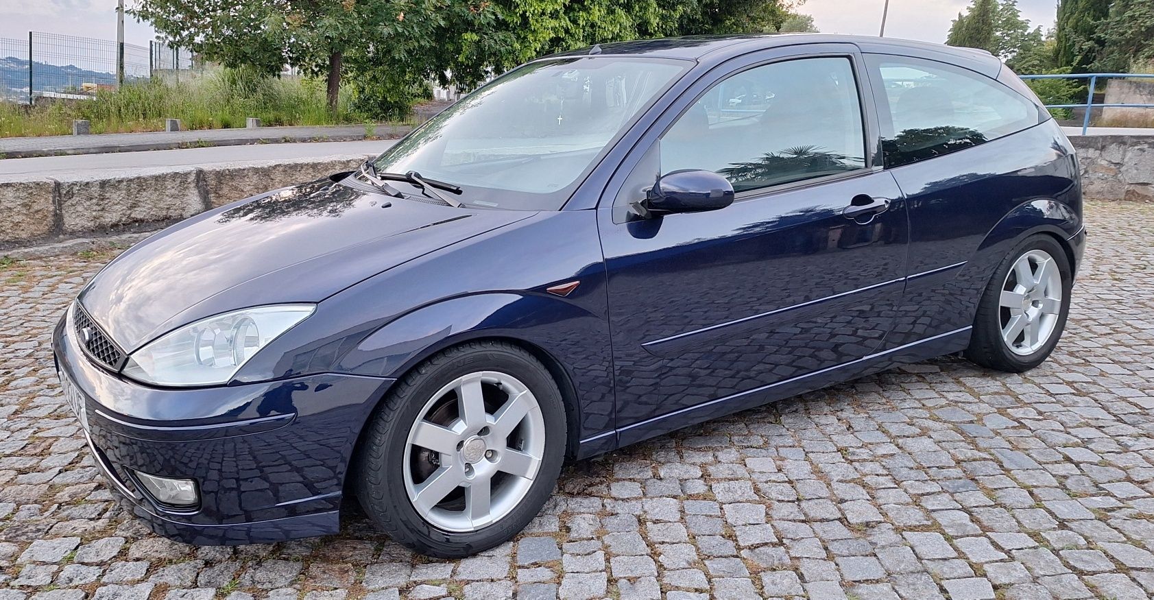 Focus 1.8 tdci 115 cv 3 portas 5 lugares impecável