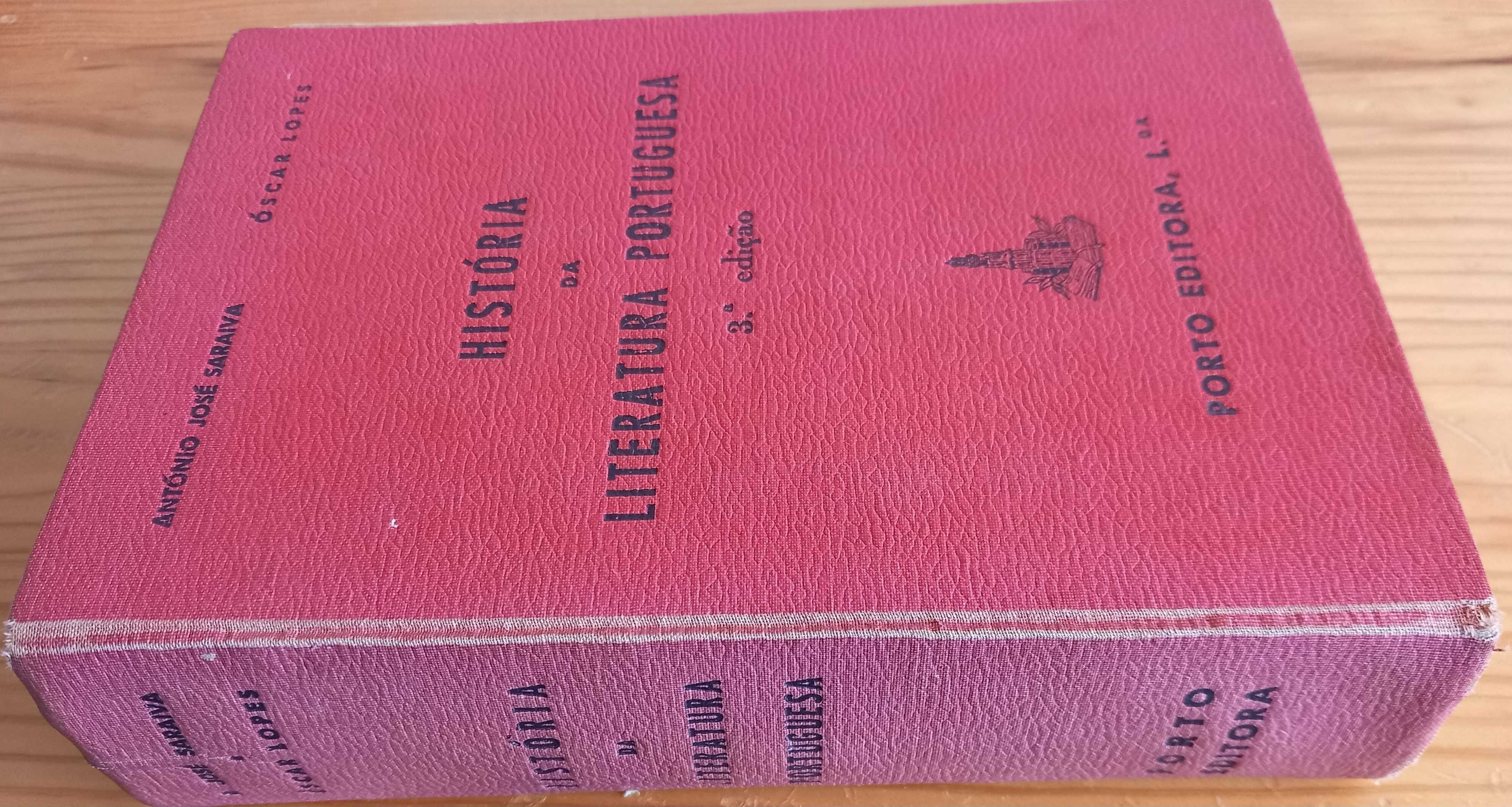 António José Saraiva- História da Literatura Portuguesa.