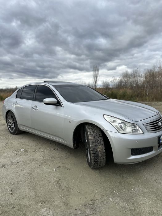 Продам авто фінік G37 S
