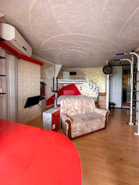 Продається квартира-студія по вул. Героїв ЗСУ