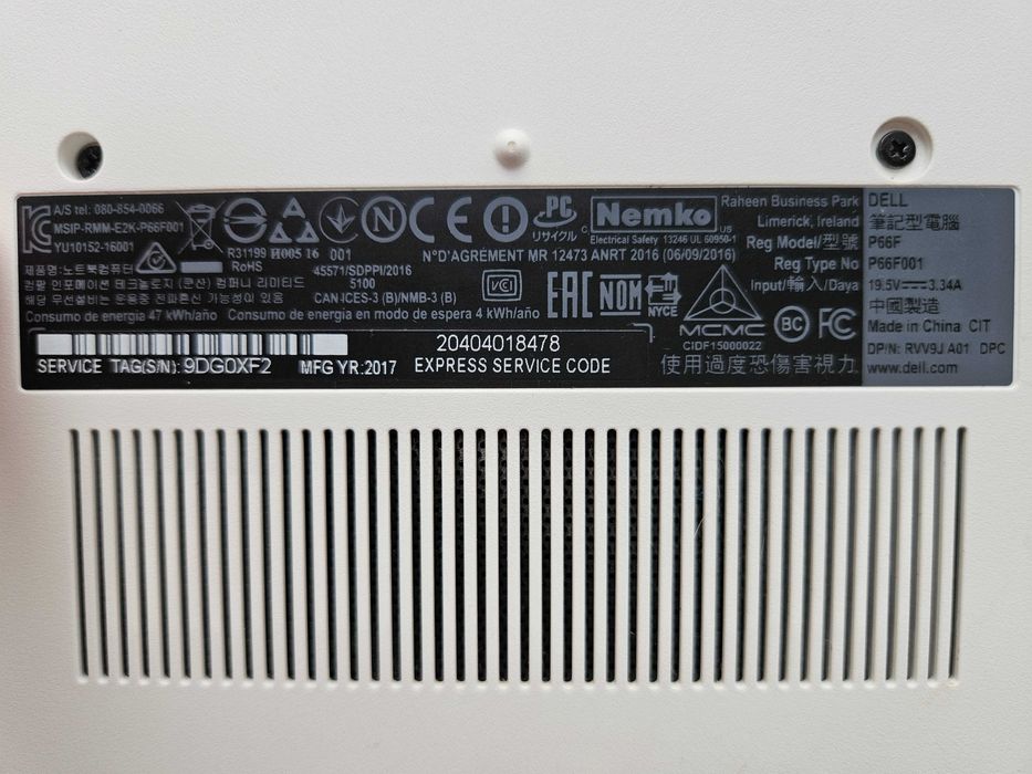 Laptop 15,6" Dell Inspiron 5567 biały i5-7200U 256 GB SSD Windows 10