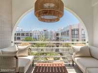Apartamento T3 com terraço, na Costa da Caparica, Almada