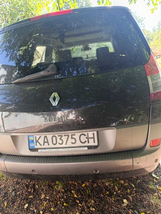 Продам автівку Рено Сценік