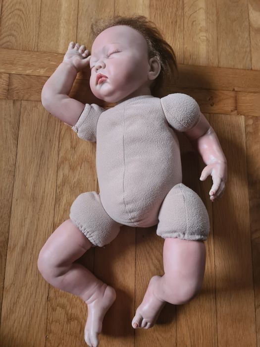 Lalka jak Reborn wraz z ponad 30 elementami ubioru+butelka