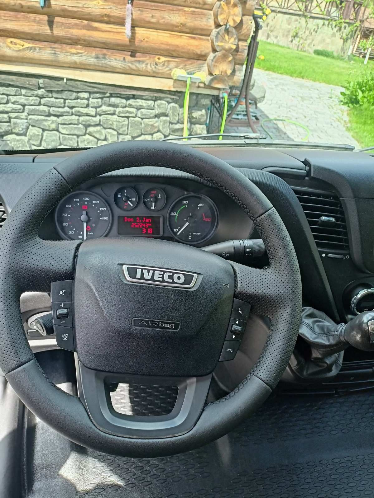 Iveco  35S15 , автомобіль призначений для перевезення вантажів.