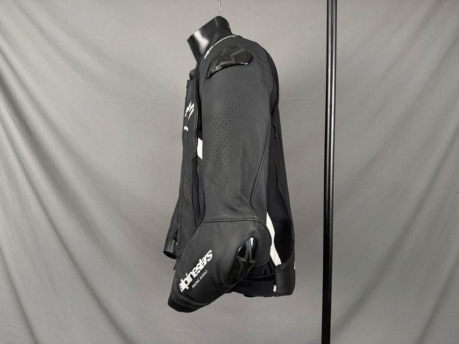 Мотокуртка Alpinestars, Dainese, Ixon Missile V3