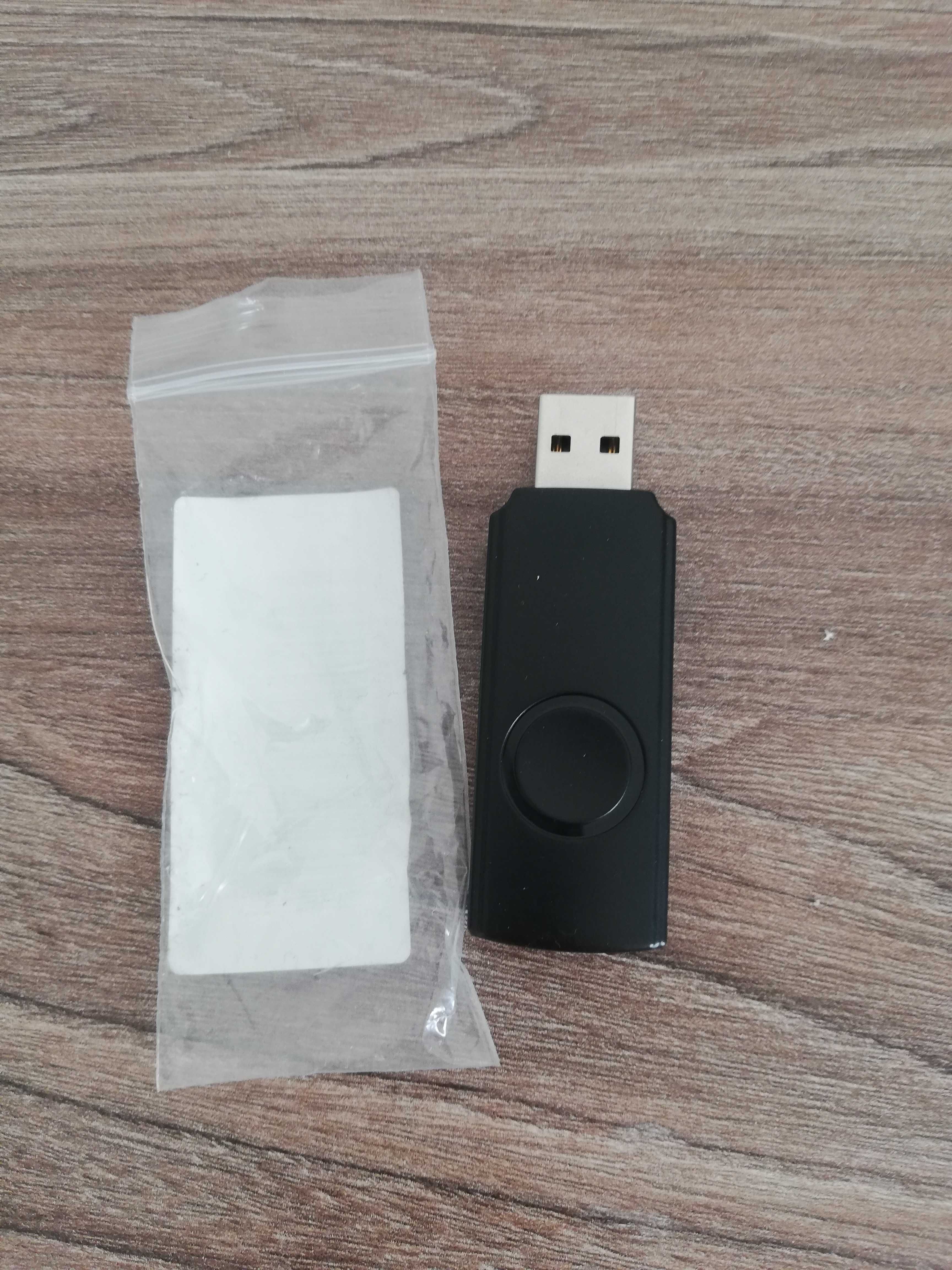 Adapter odbiornika USB 2,4G do bezprzewodowego kontrolera gier EasySMX