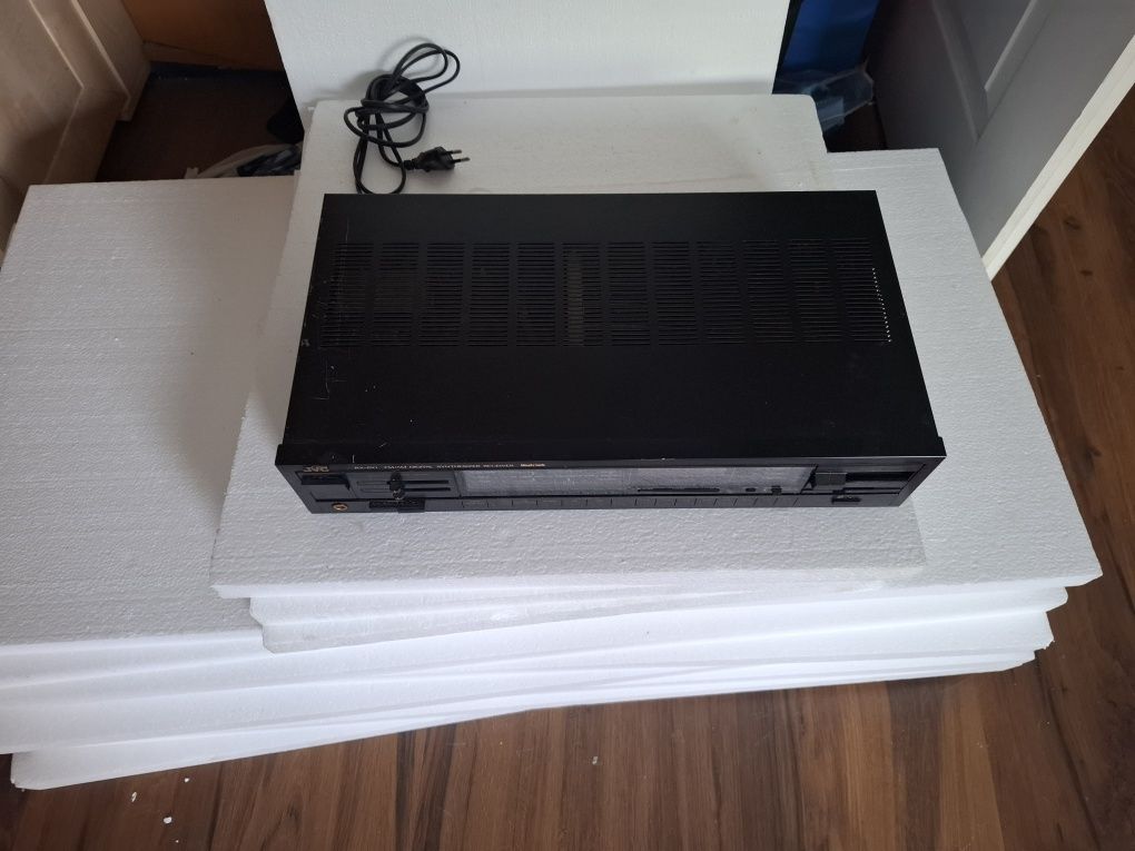 Amplituner JVC RX-150BK