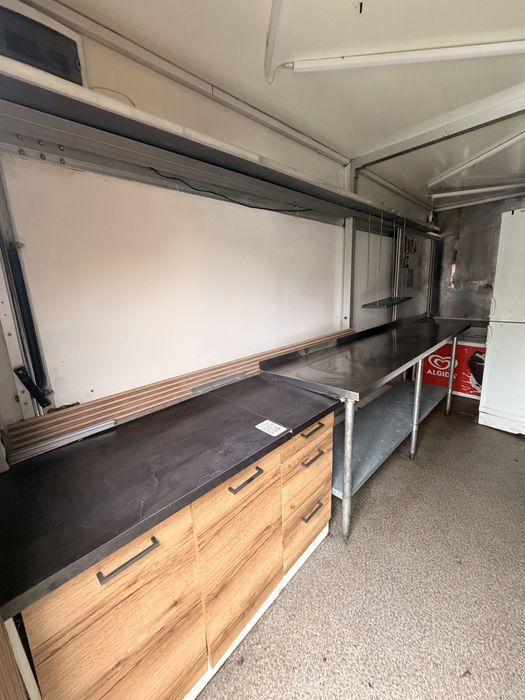 Przyczepa gastronomiczna - food truck