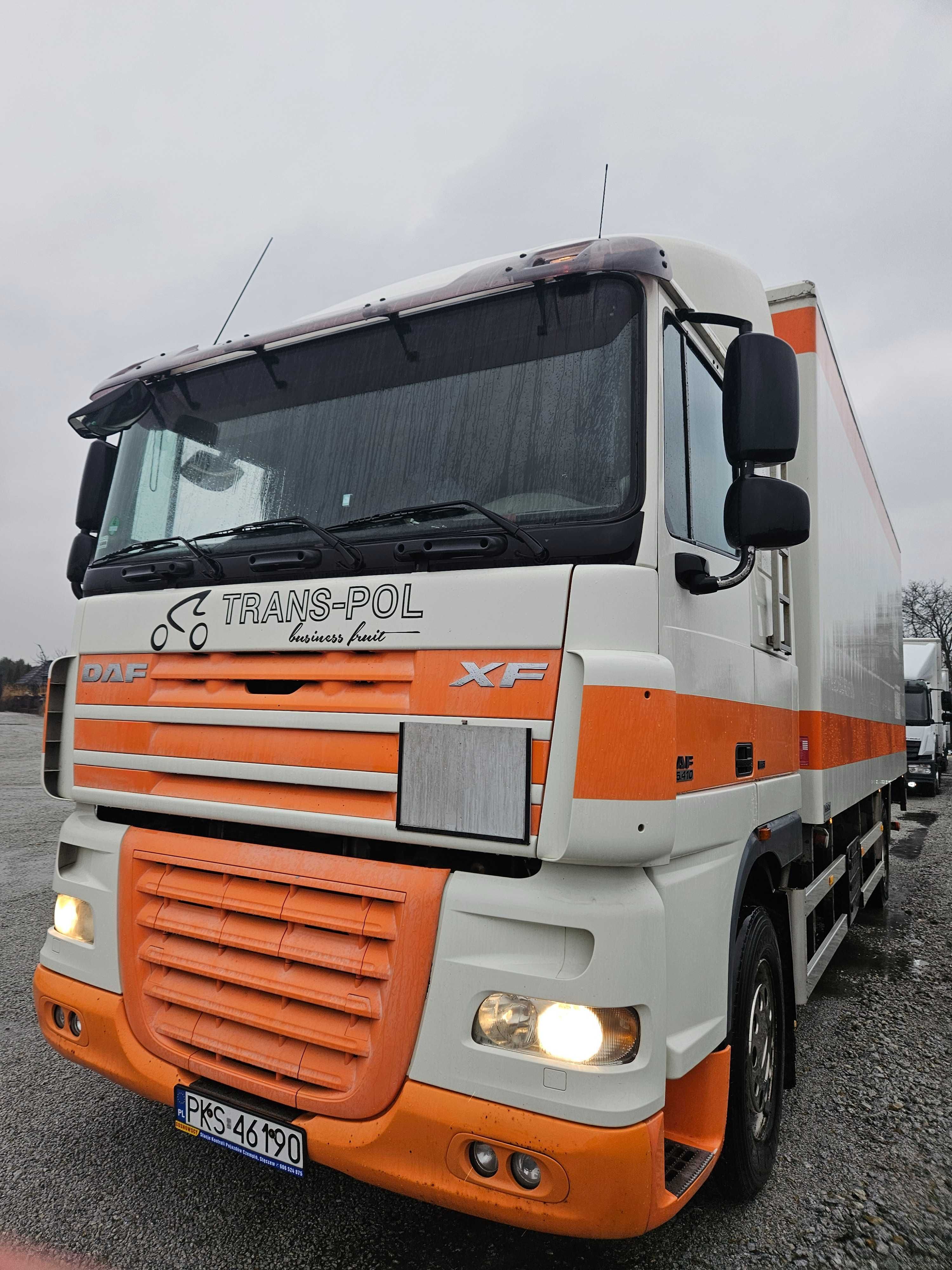 DAF XF 105. 410KM chłodnia euro 5 930 tys km ! Winda. Super