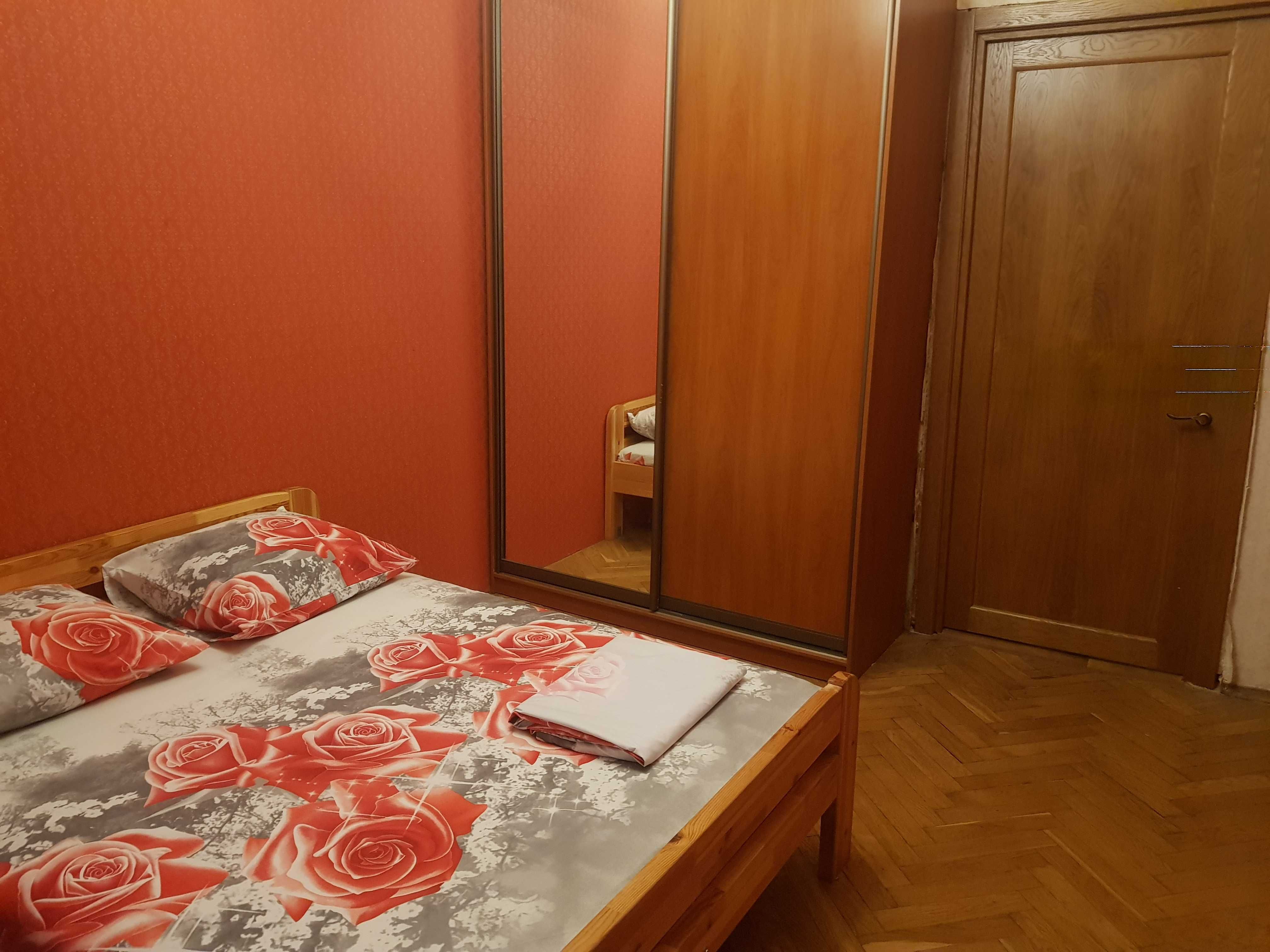 Подобово, 2к, метро Кловська, Мечникова 6, Олександрівська лікарня