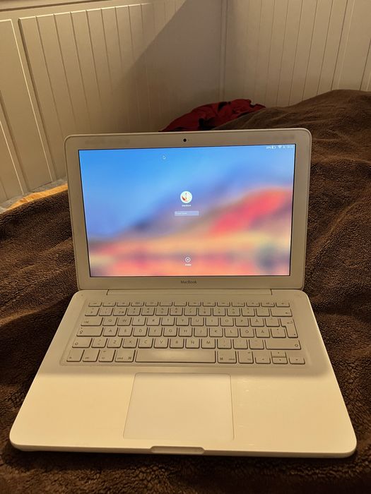 Mac biały w dobrym stanie