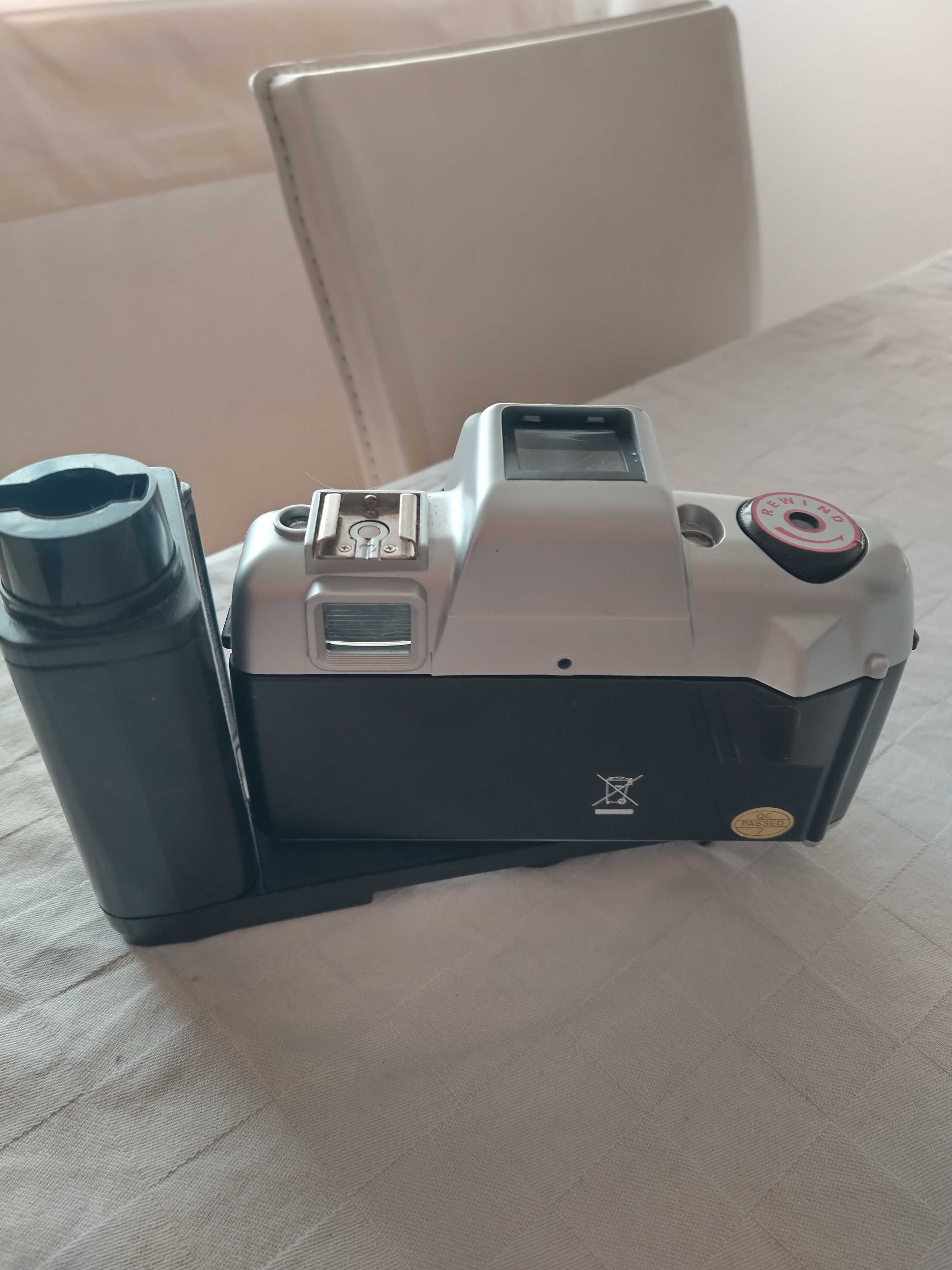 Máquina fotográfica Olympia Japan