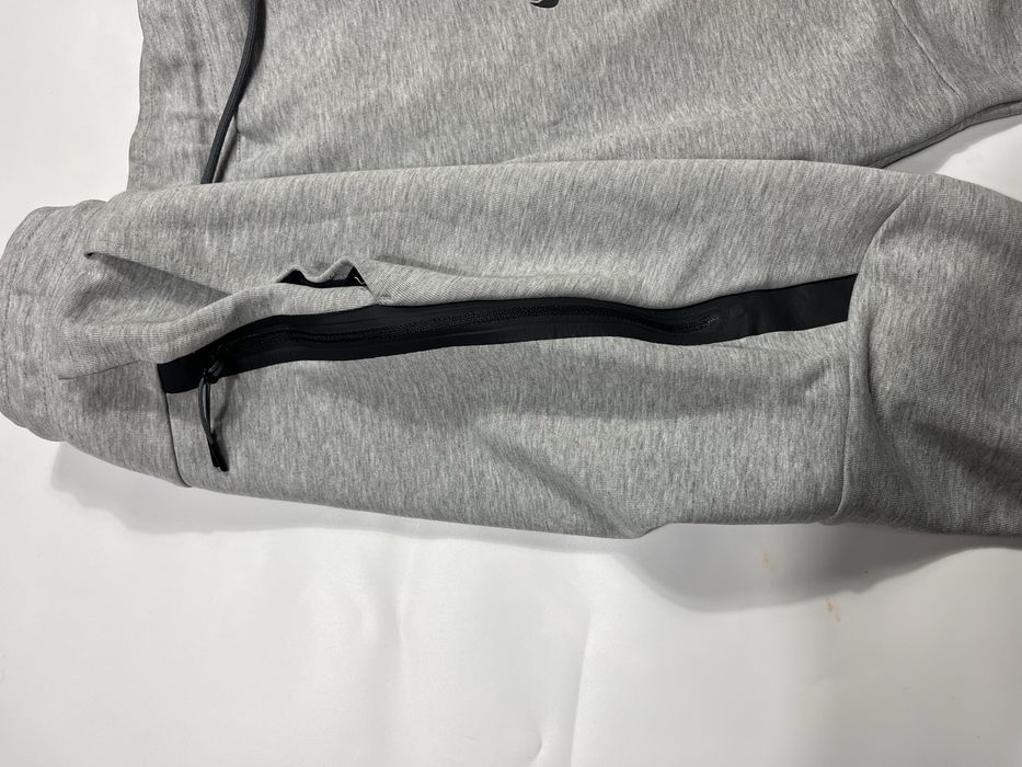 Спортивні штани Nike Tech Fleece
