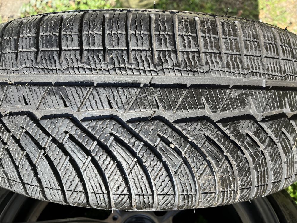 Opony zimowe Michelin z felgami