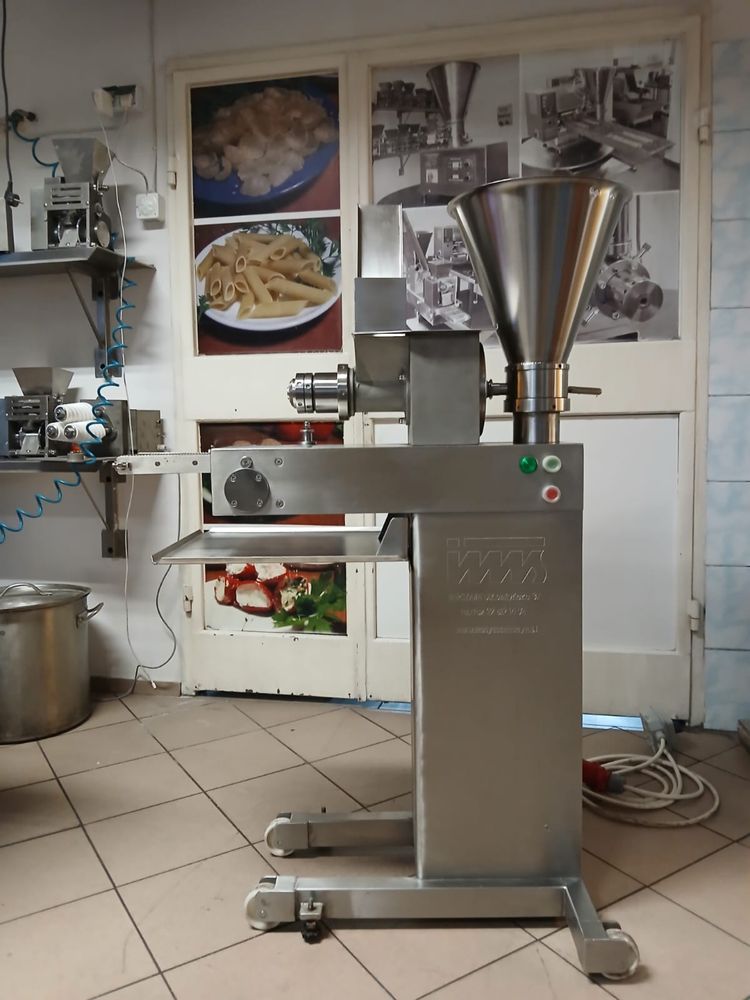 Używana maszyna do pierogów, Formierka 01MG5