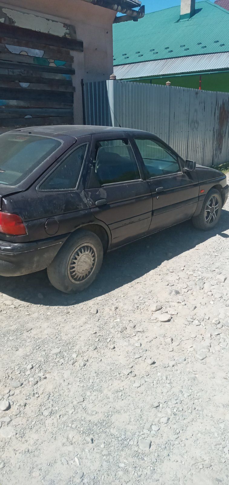 Продам Ford escort