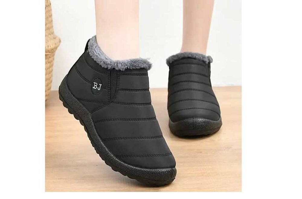 damskie buty zimowe ocieplane czarne nowe/42