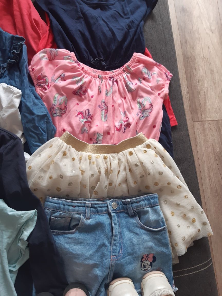 Paczka ubrań dla dziewczynki 122 buty sukienka bluza spodnie strój