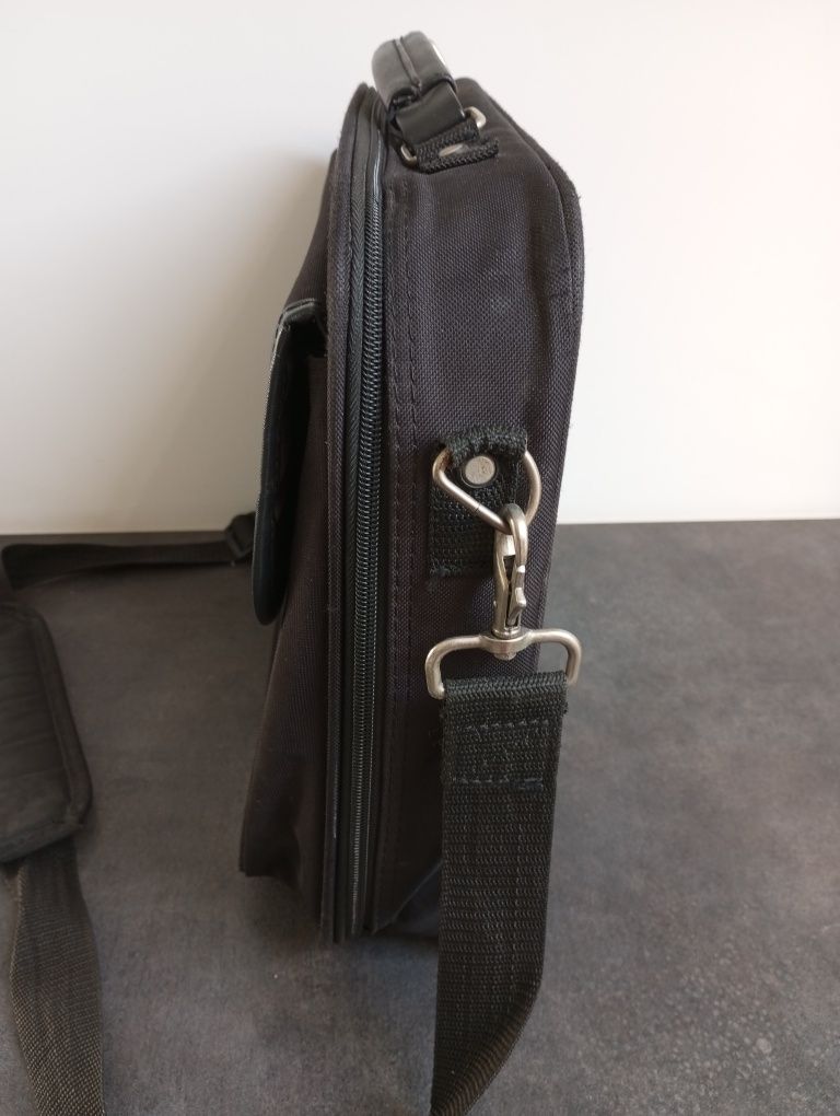 Torba na laptopa Targus 40cmx31cm