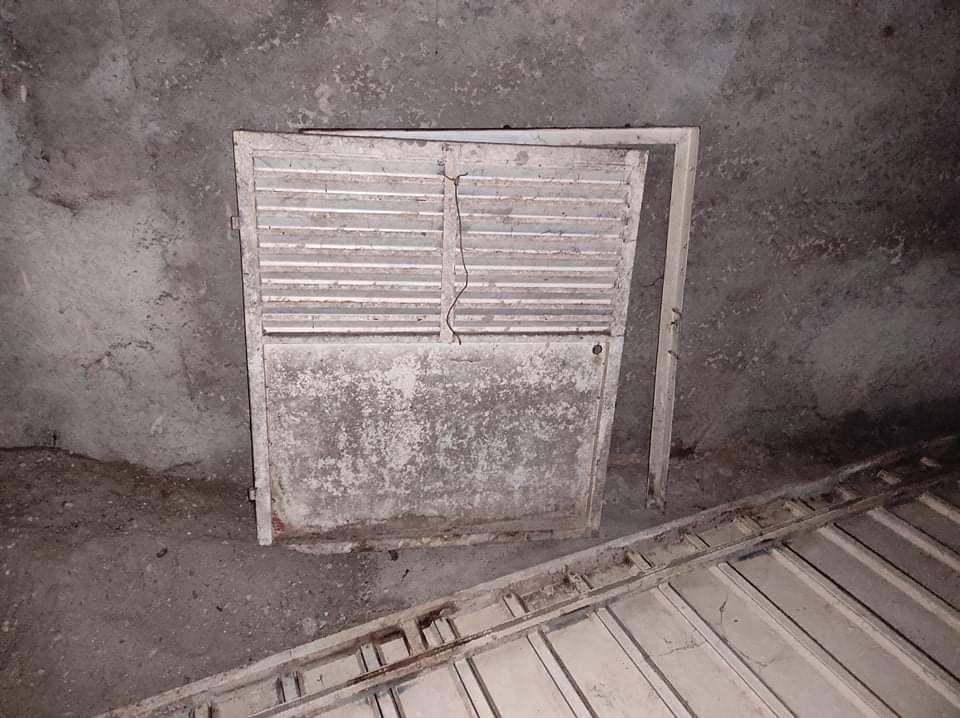 Portão em ferro pintado