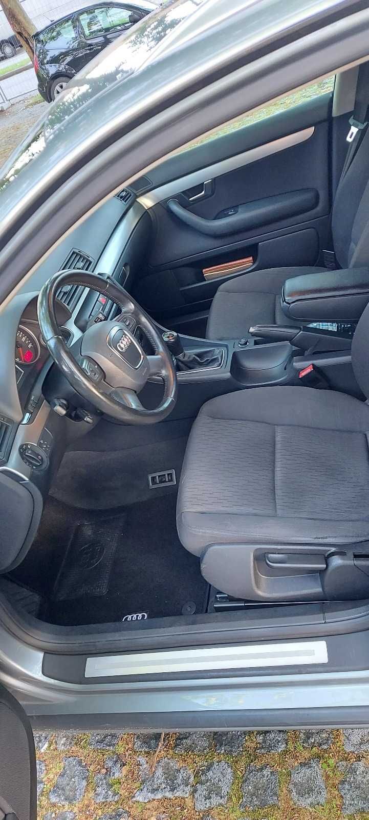 Audi A4 8E ABRBF1