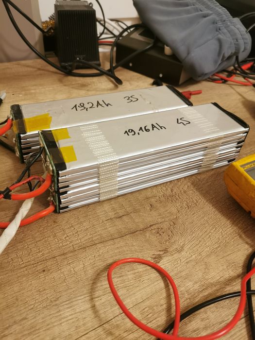 Ogniwa Bateria  Li-pol 3,7V 10Ah.