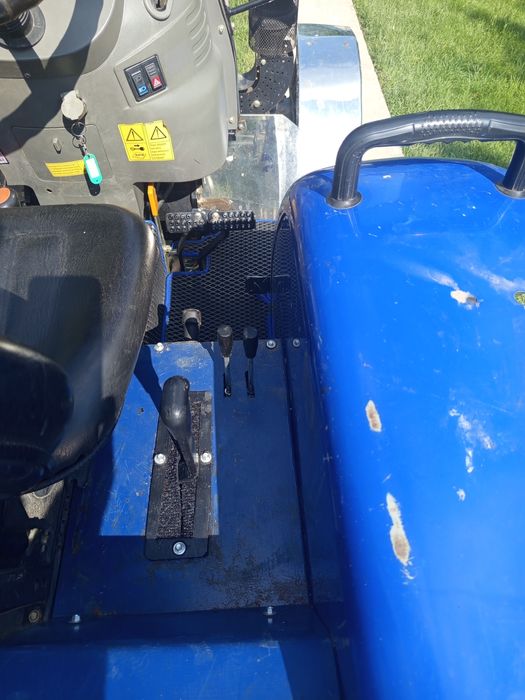 Продам трактор ловол тє 244