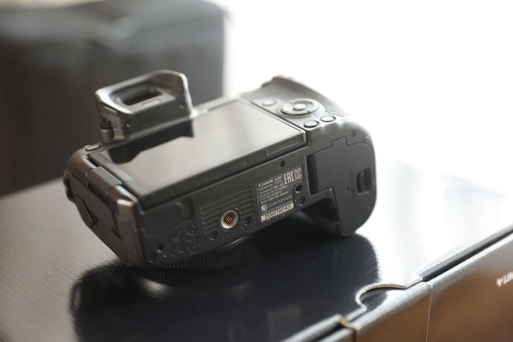 Продам Canon r в ідеальному стані