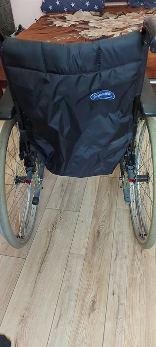 Середньоактивне крісло колісне Invacare. (інвалідний візок - крісло)