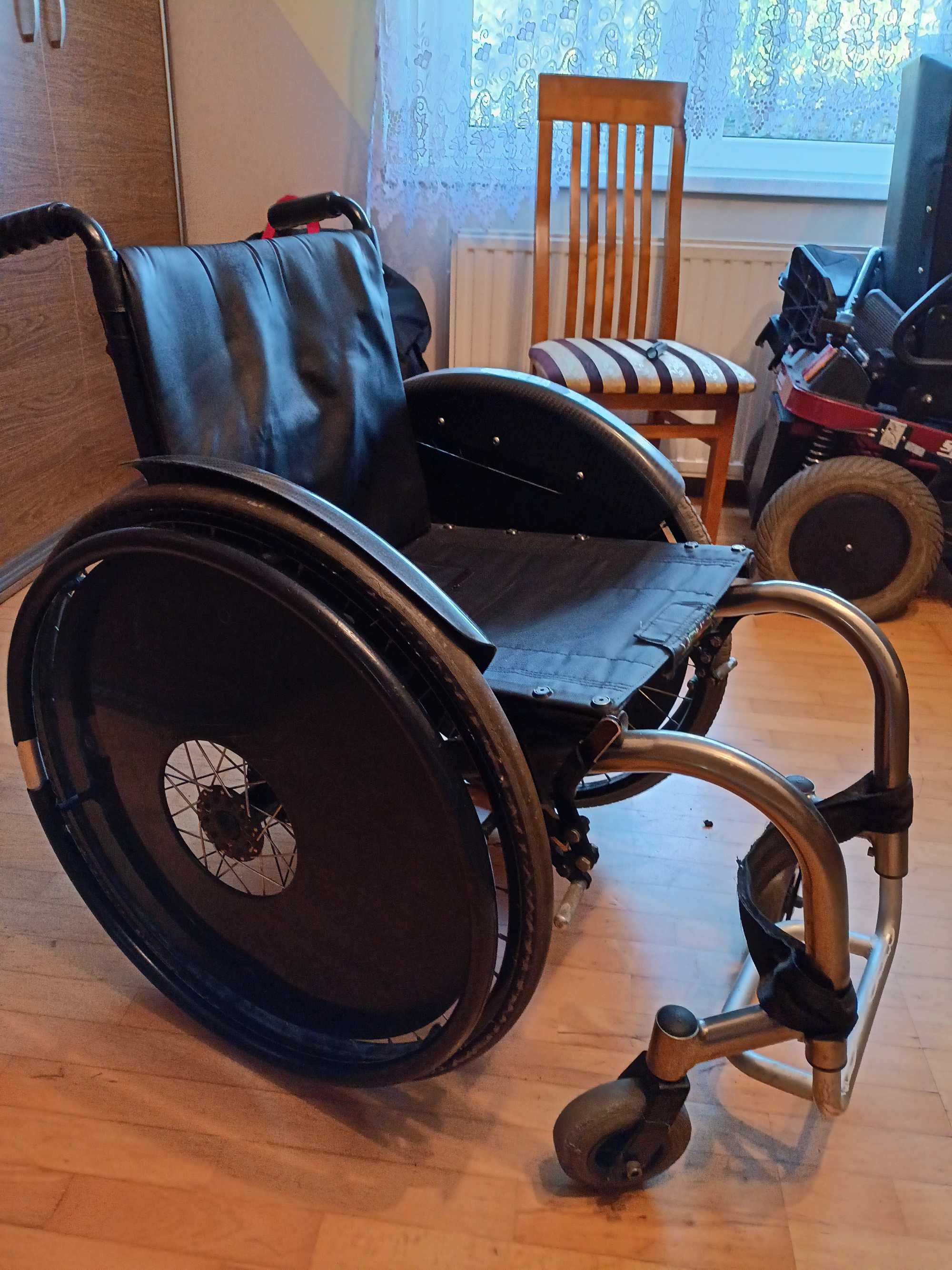 Wózek inwalidzki aktywny VENUS
