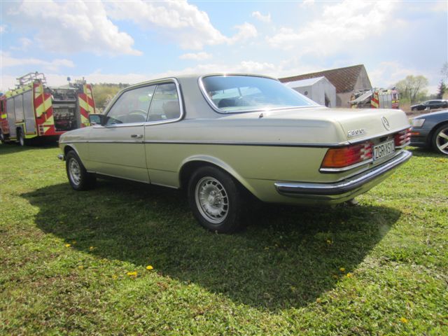 Mercedes 123 coupe,230CE.