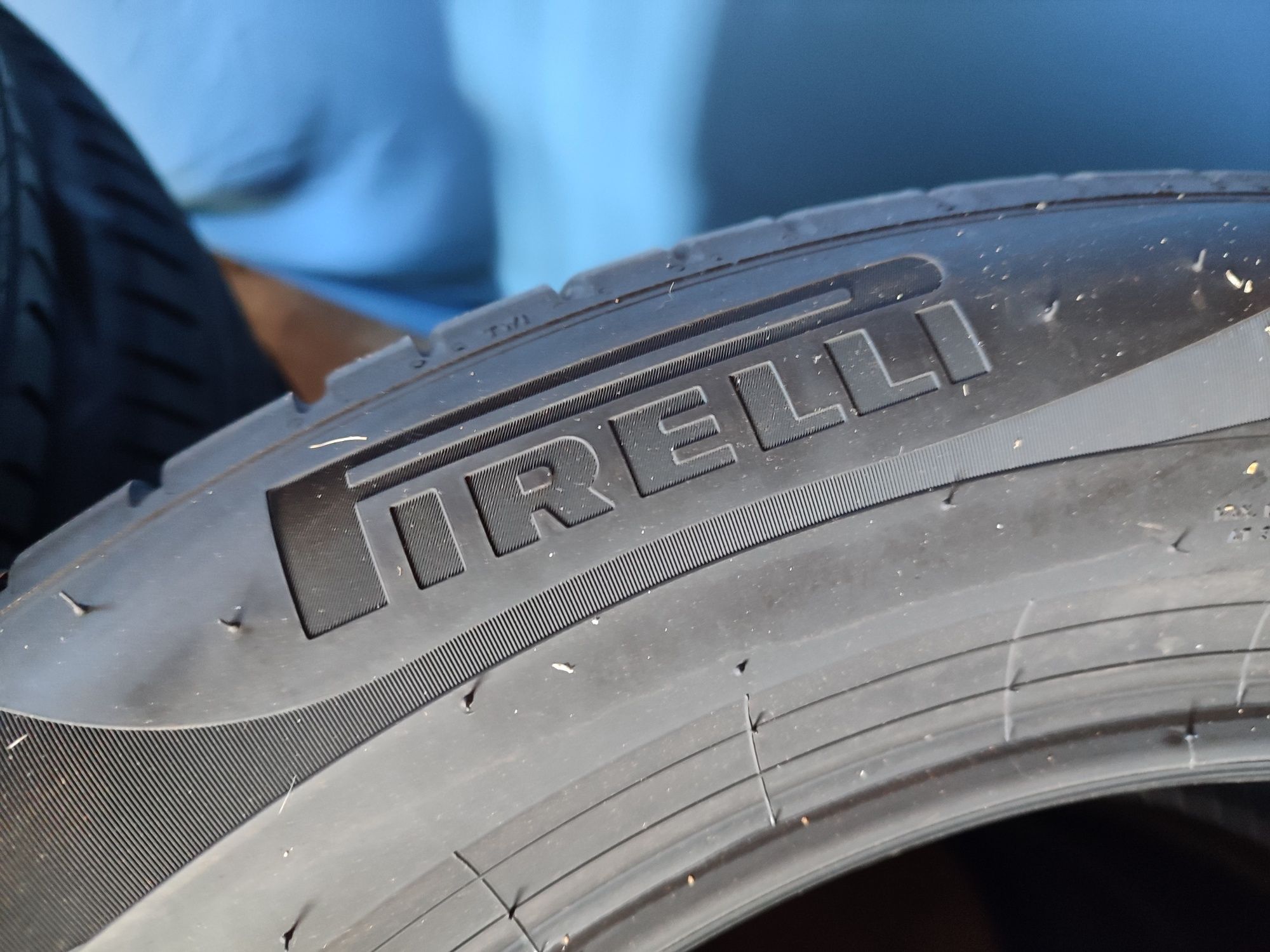 Pneus Pirelli Scorpion 255 50 R19 103T