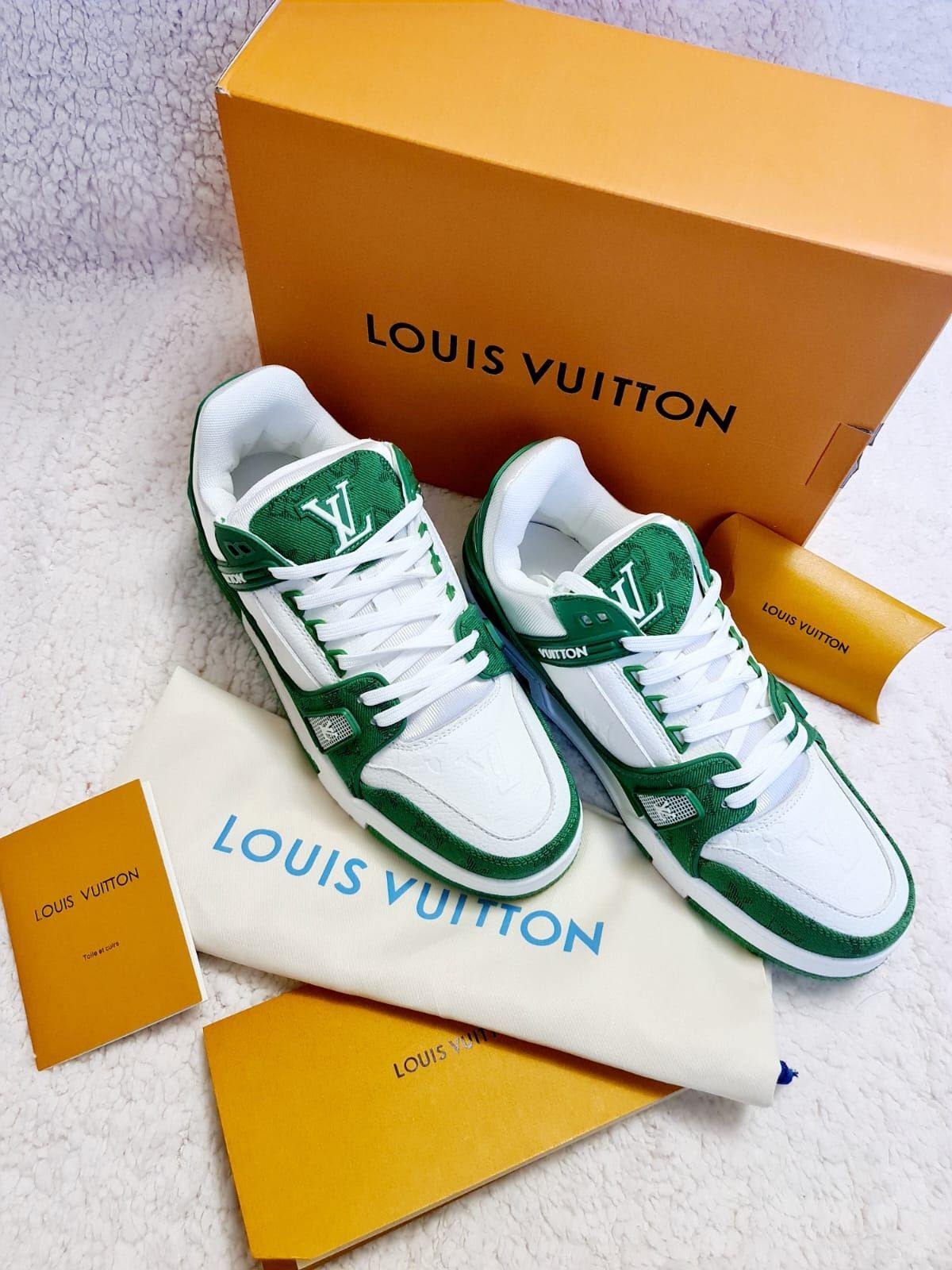 Louis Vuitton LV TRAINER sneaker